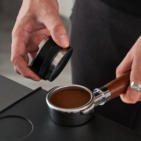 Coosigar distribuidor-tamper-54mm base de acero inoxidable para seguridad y limpieza fácil.