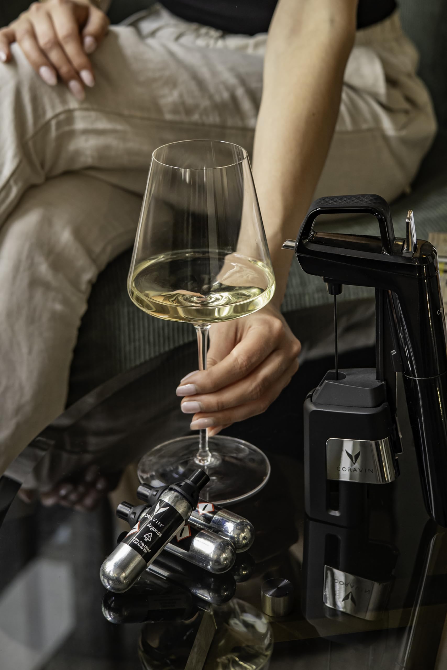 Cierre y sello patentado de Coravin Pure para seguro sellado