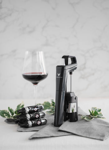 Uso diario de cápsulas de argón CORAVIN para vino.