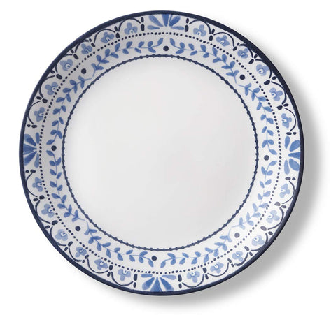 Plato ligero Corelle, fácil de apilar y guardar.