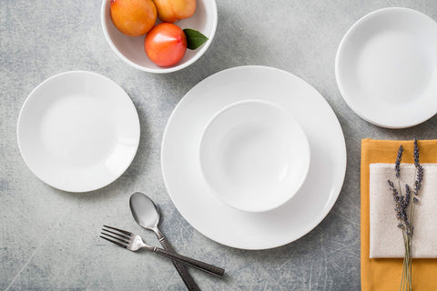Corelle Vitrelle platos de aperitivos blancos, complemento perfecto para cualquier mesa.