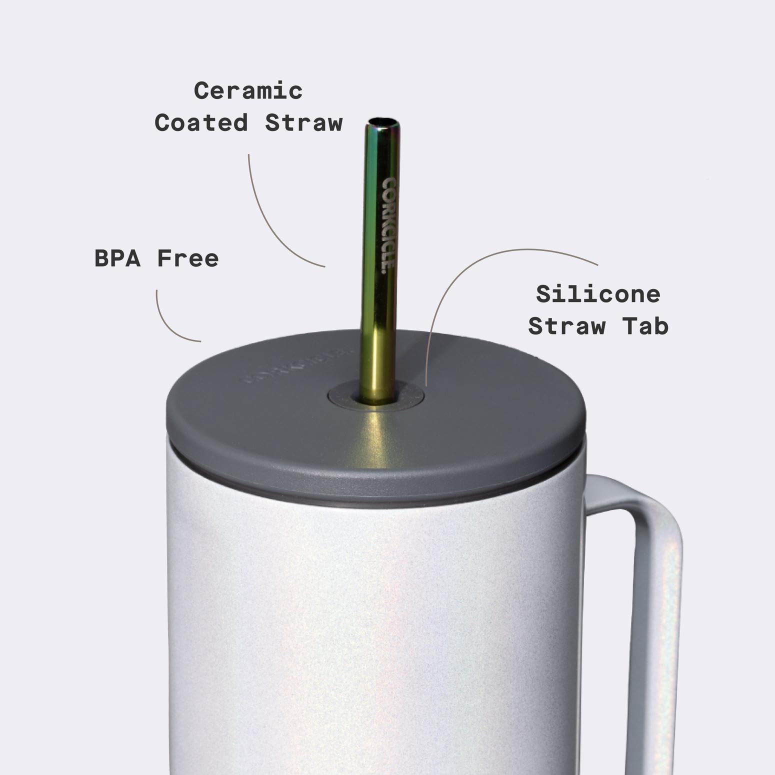 Corkcicle Aislamiento triple en acero inoxidable mantiene la bebida estable.