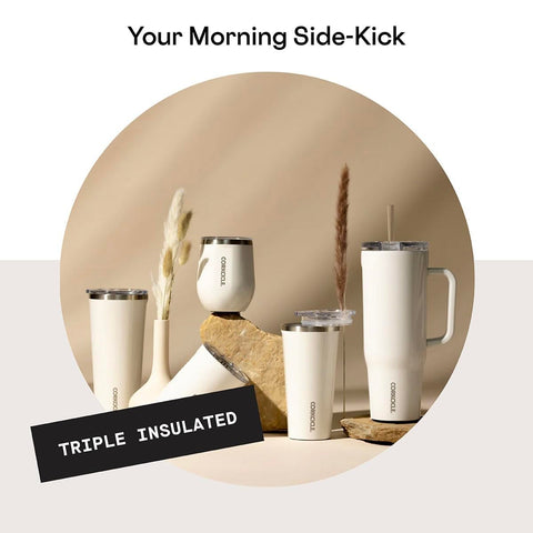 Corkcicle Classic, aislamiento triple, mantiene bebidas calientes por más tiempo en tu jornada.