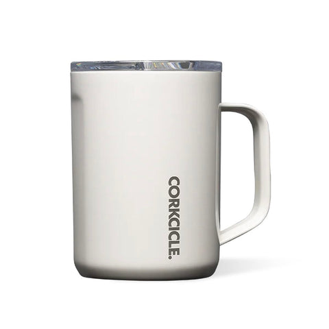 Corkcicle Classic de 16 onzas, vista frontal, mantiene el café caliente durante horas.