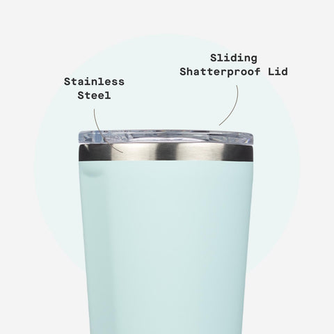 Corkcicle Clasico Tumbler apto para lavavajillas en la bandeja superior.