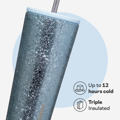 Corkcicle Cold Cup con agarre plano, cómodo para uso diario.