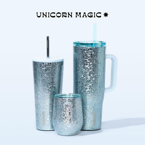 Disponible en colores modernos para combinar con tu estilo con Corkcicle Cold Cup.
