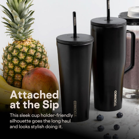 Corkcicle Cold Cup XL, ideal para llevar en coche o caminatas.