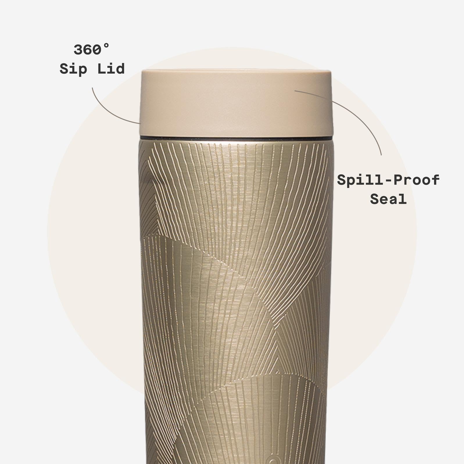 Acabado brillante en Corkcicle Commuter Cup con estilo moderno.
