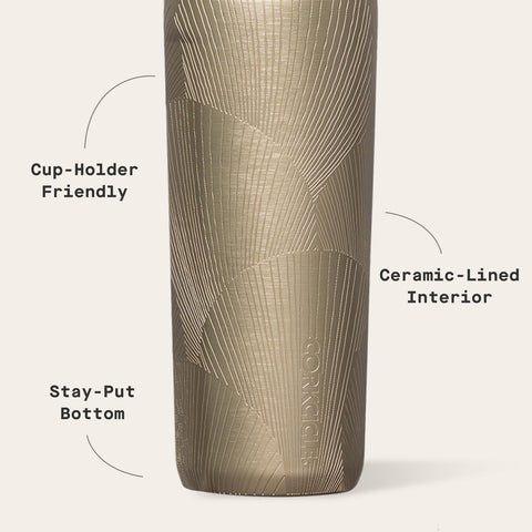 Perfil delgado de Corkcicle Commuter Cup para bolsos y portavasos.