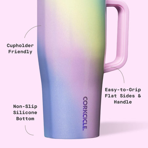 Corkcicle Cruiser: tapa a cierre por giro, seguridad anti-fugas en movimiento.