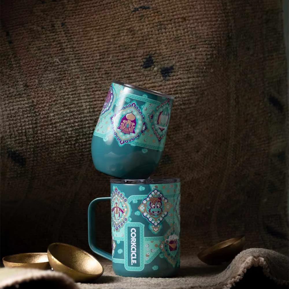 Tapa deslizable Corkcicle Jasmine para evitar derrames.