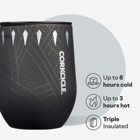 Vaso Corkcicle sin tallo con boca amplia para beber con comodidad.