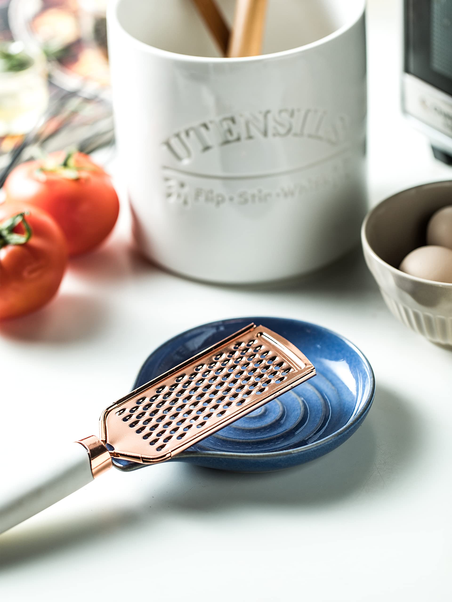 Cormomu regalo práctico para cocinas: reposacucharas azul de cerámica.