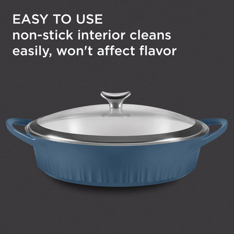 CorningWare QuickHeat sirve en mesa con acabado French Navy.