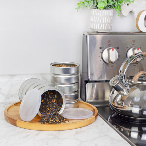 Capacidad de cuatro tazas, ideal para porciones y organización en la cocina.