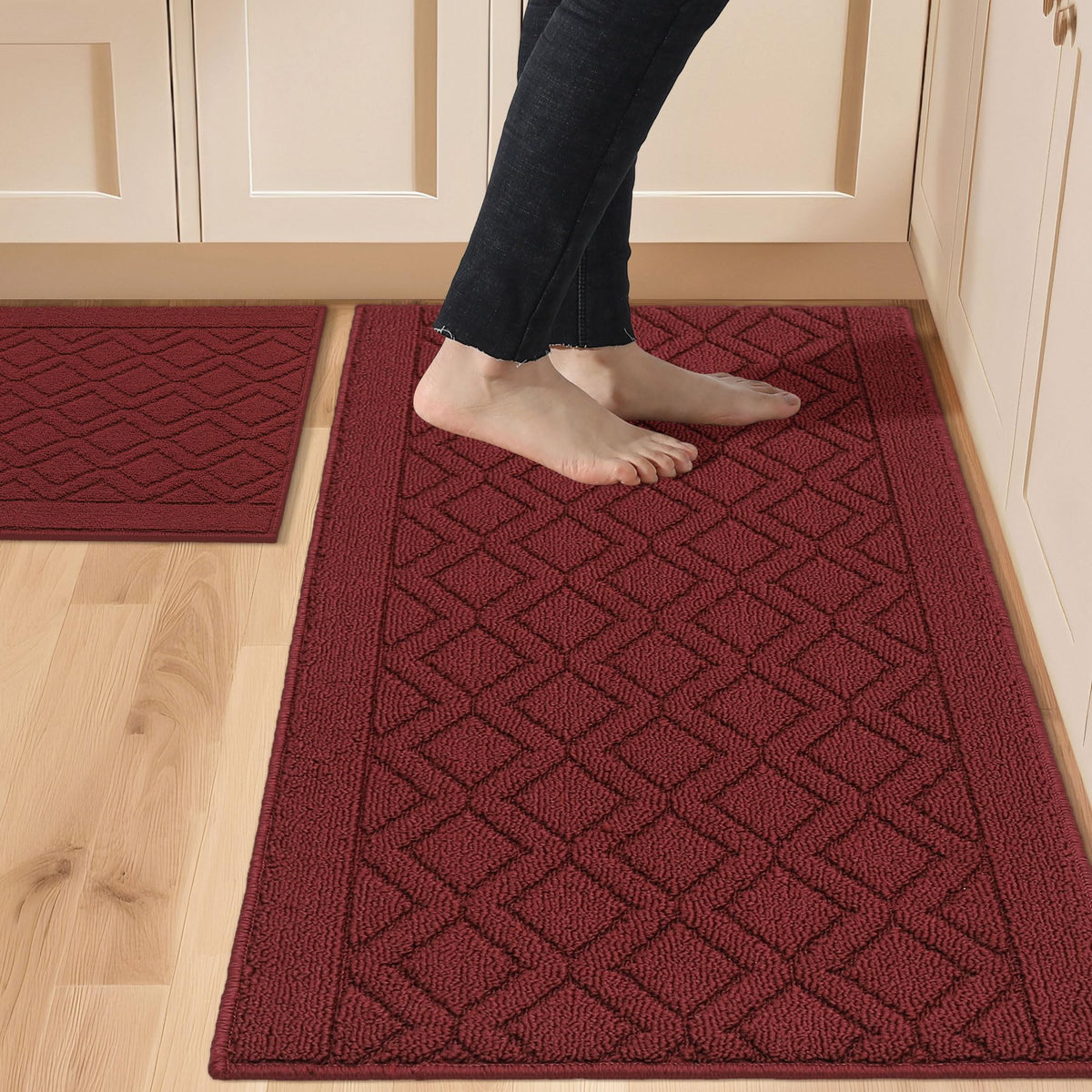 COSY HOMEER alfombra de cocina dos piezas rojo, ideal para mayor confort al estar de pie.