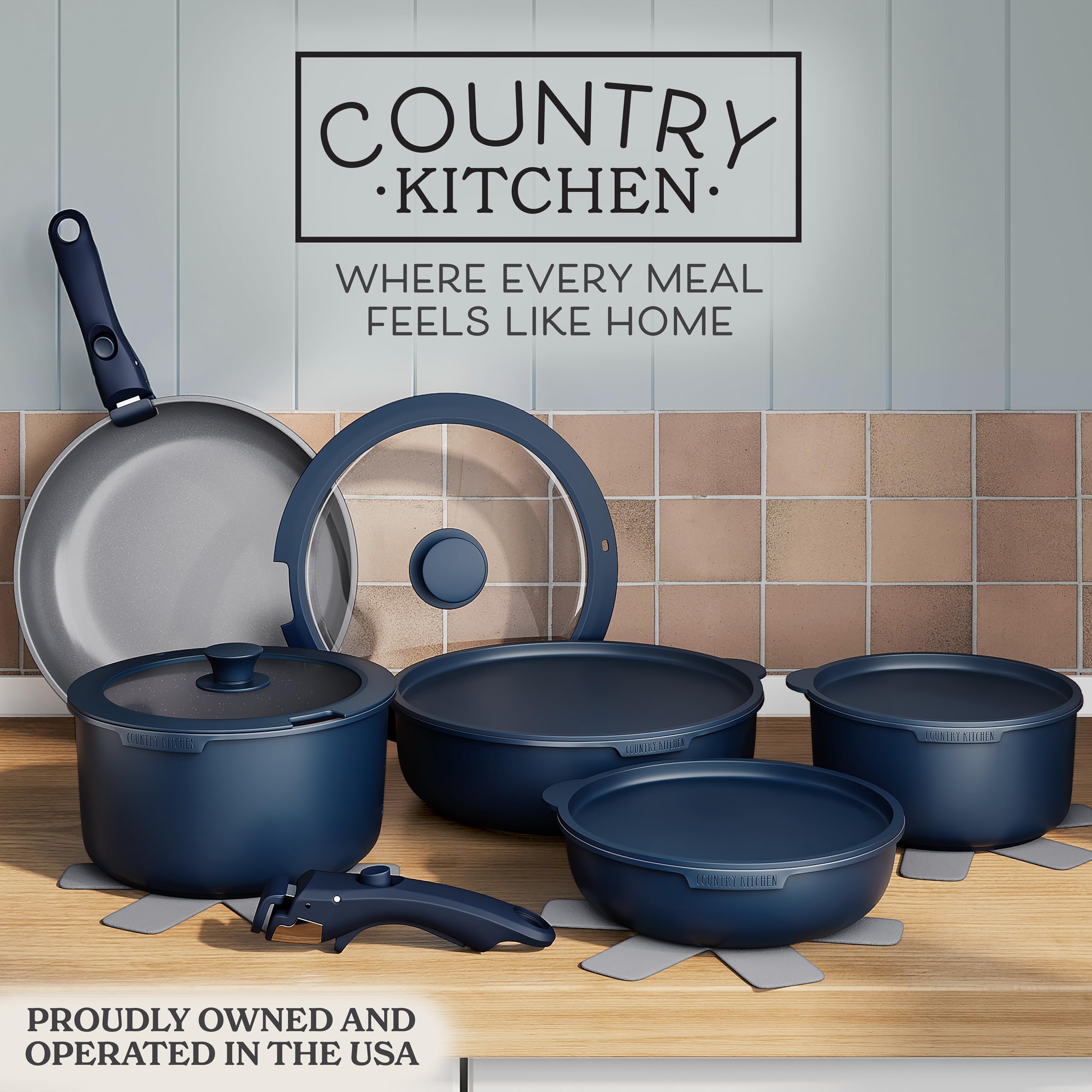 Country Kitchen ollas apilables en denim para almacenamiento eficiente.