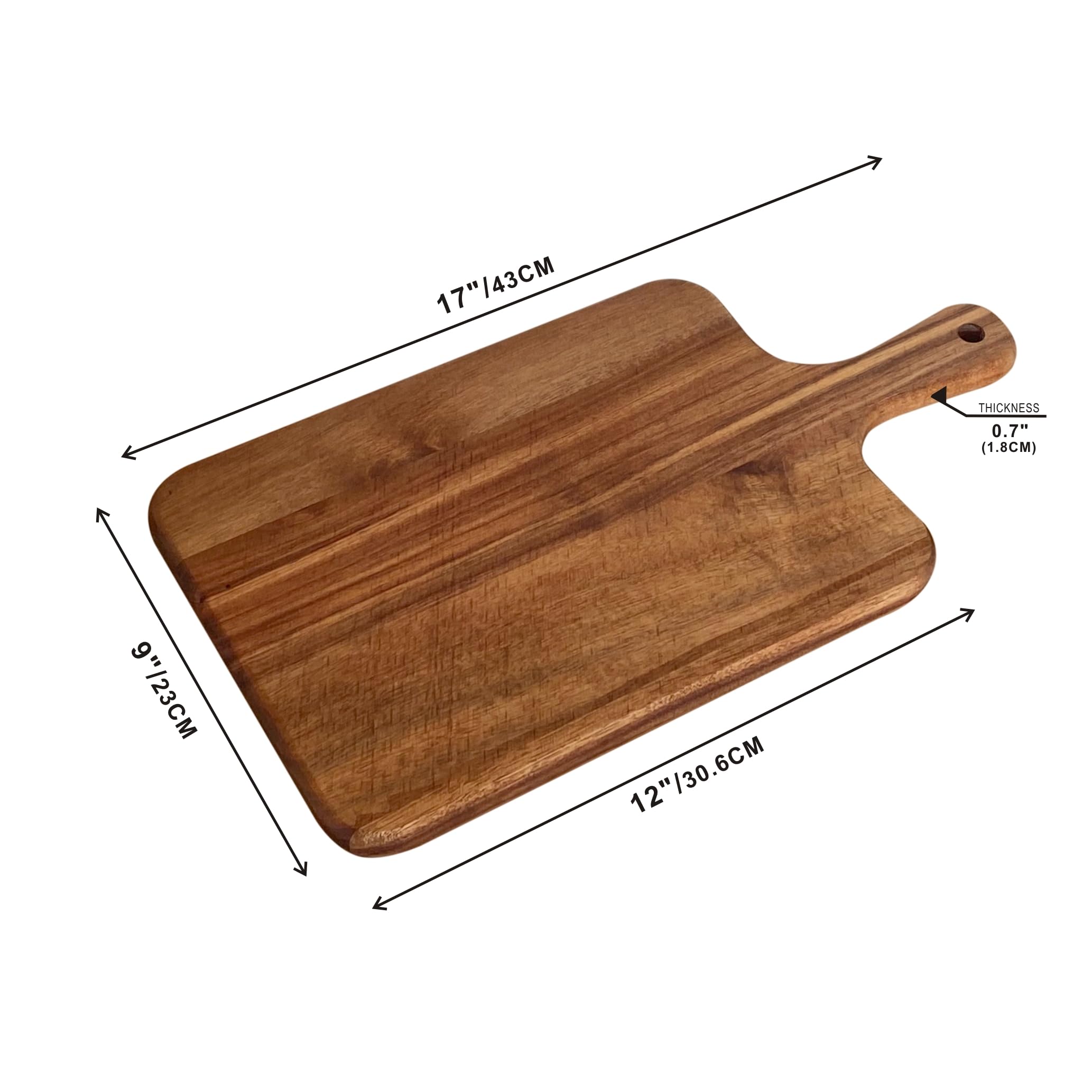 Uso para servir charcutería; la asa facilita mover la tabla entre cocina y mesa
