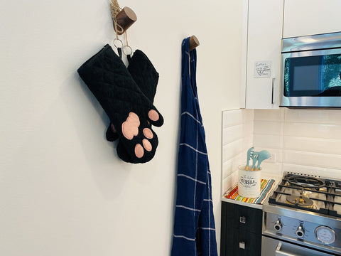 Guantes Cricket & Junebug para uso diario en cocina y barbacoa.
