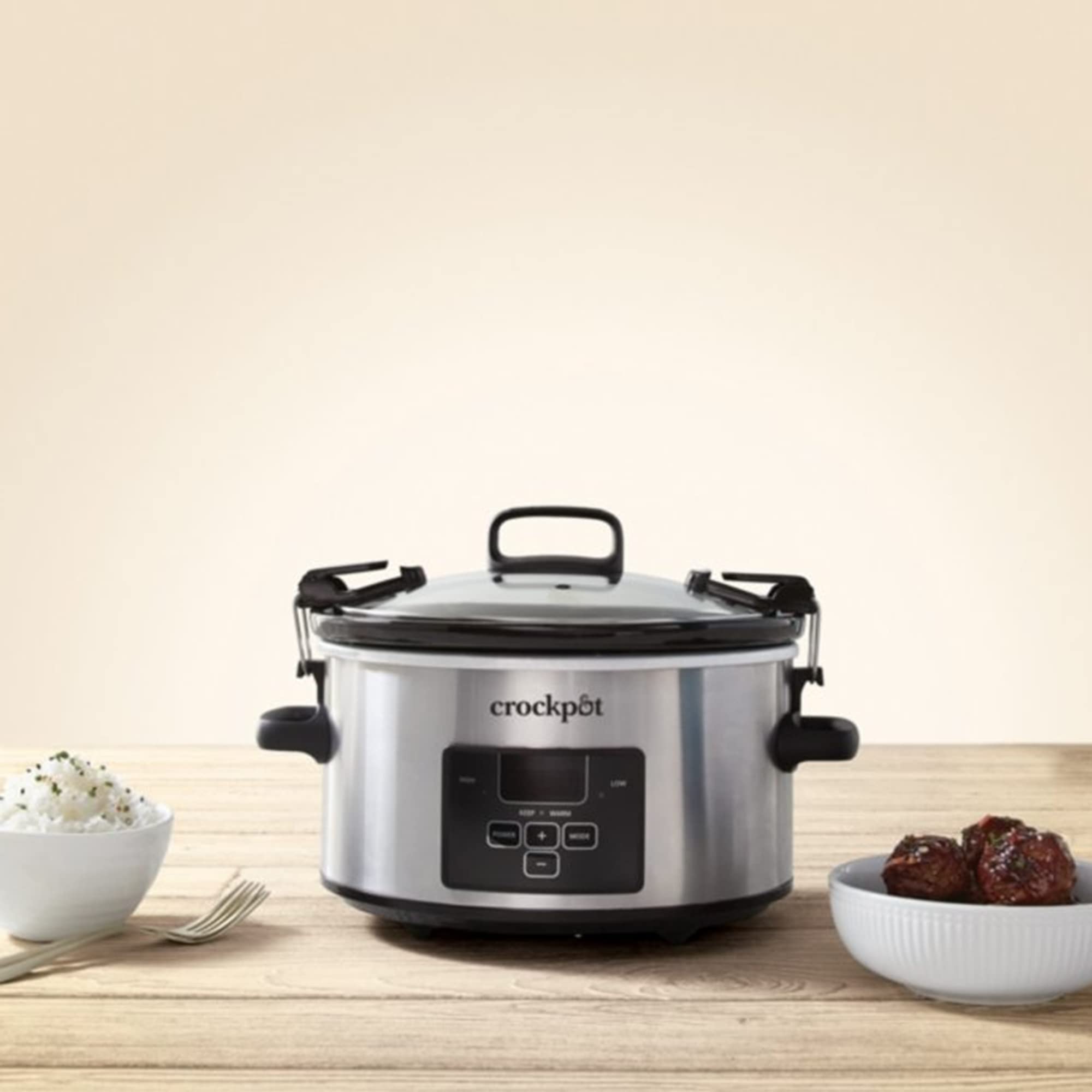 Crock-Pot manos-ergonomicas facilitan levantar.