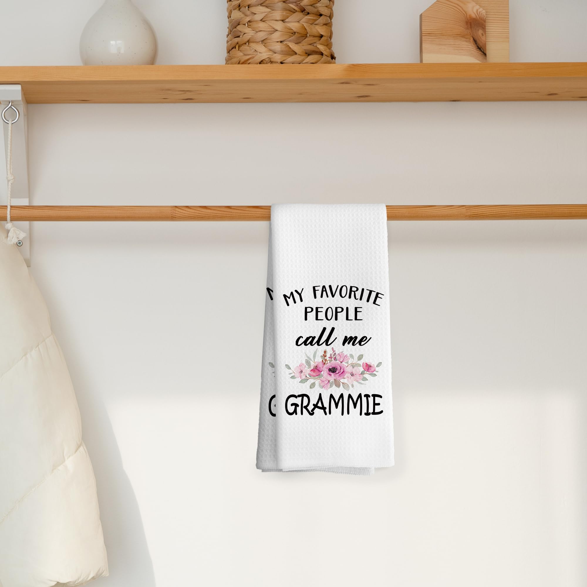 Toalla cuanfddsf grammie con múltiples diseños para decorar y limpiar.