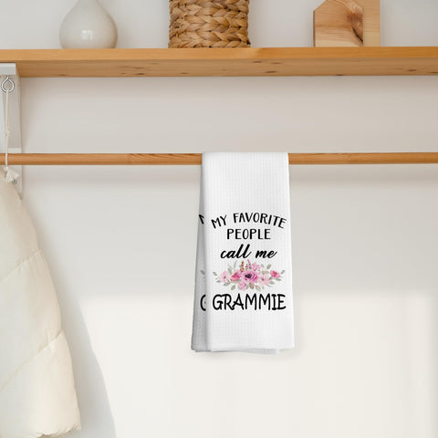 Toalla cuanfddsf grammie con múltiples diseños para decorar y limpiar.