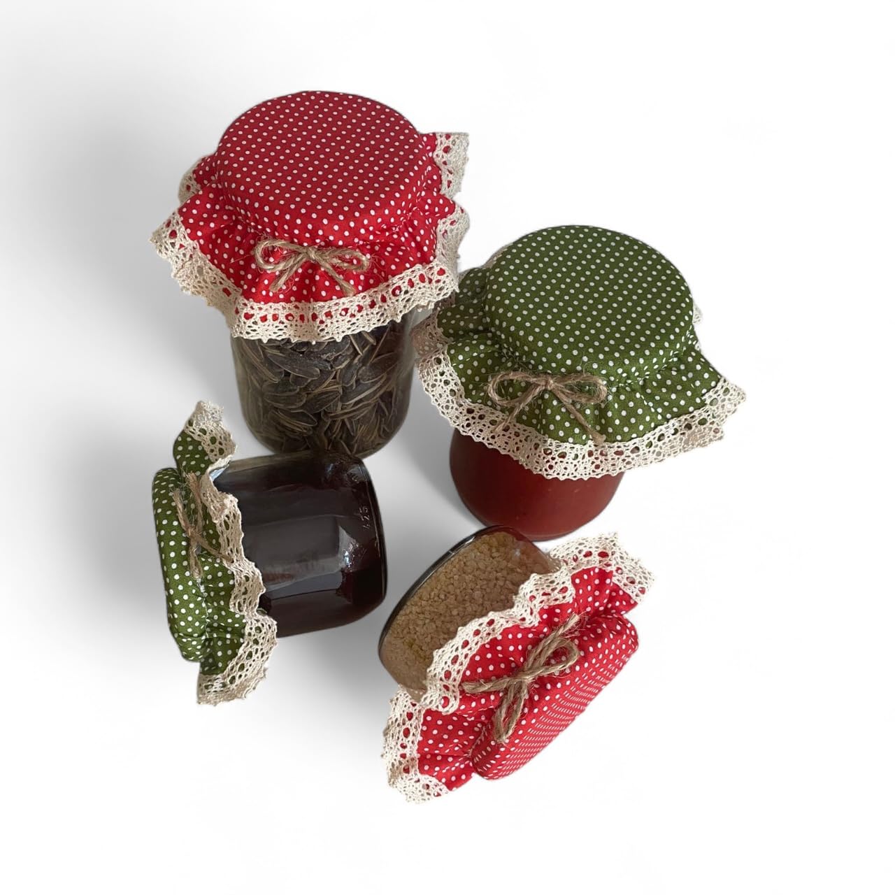 Cubiertas elásticas para tarros con puntos rojos, útiles para fermentación casera.