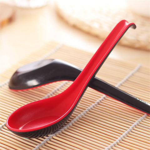 Cucharas-sopa-asiaticas listas para regalo, perfecto para fiestas.