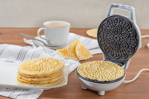 Diseño compacto de Cucinapro: almacenamiento vertical práctico en cocinas pequeñas.