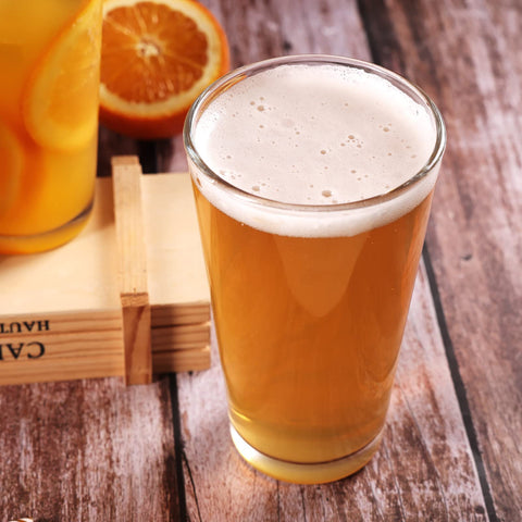 Cristal claro y resistente de CUCUMI para bebidas brillantes.