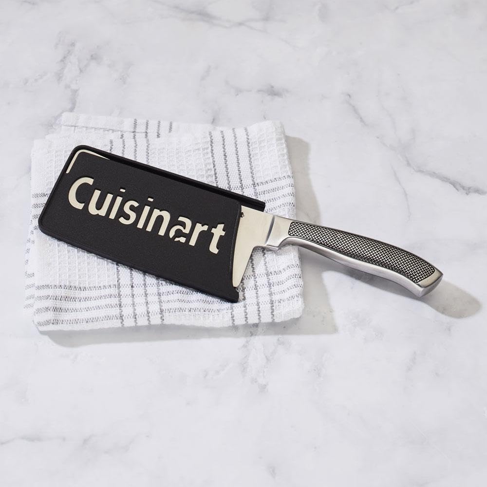 Cuchillo de carnicero Cuisinart facilita trocear aves y cortar calabazas duras.