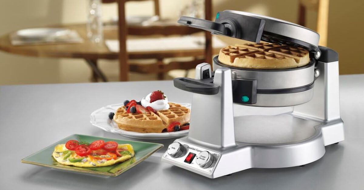Cuisinart Desayuno superficie antiadherente facilita liberación y limpieza.