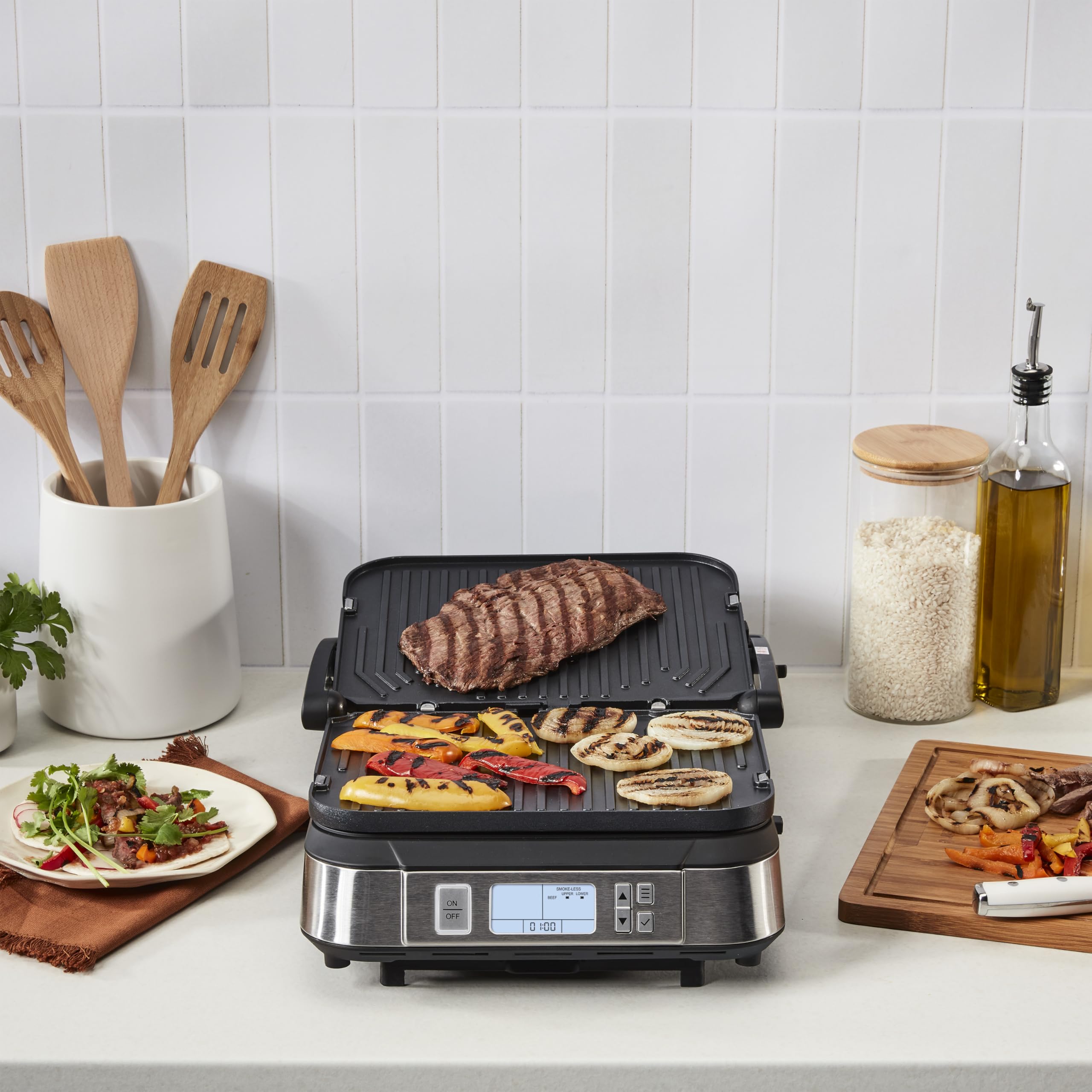 Cuisinart Griddler permite cocinar hasta 8 hamburguesas al mismo tiempo.