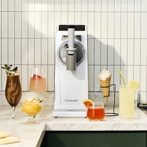 Cuisinart ICE-200 helado suave preparado para servir con control automático.