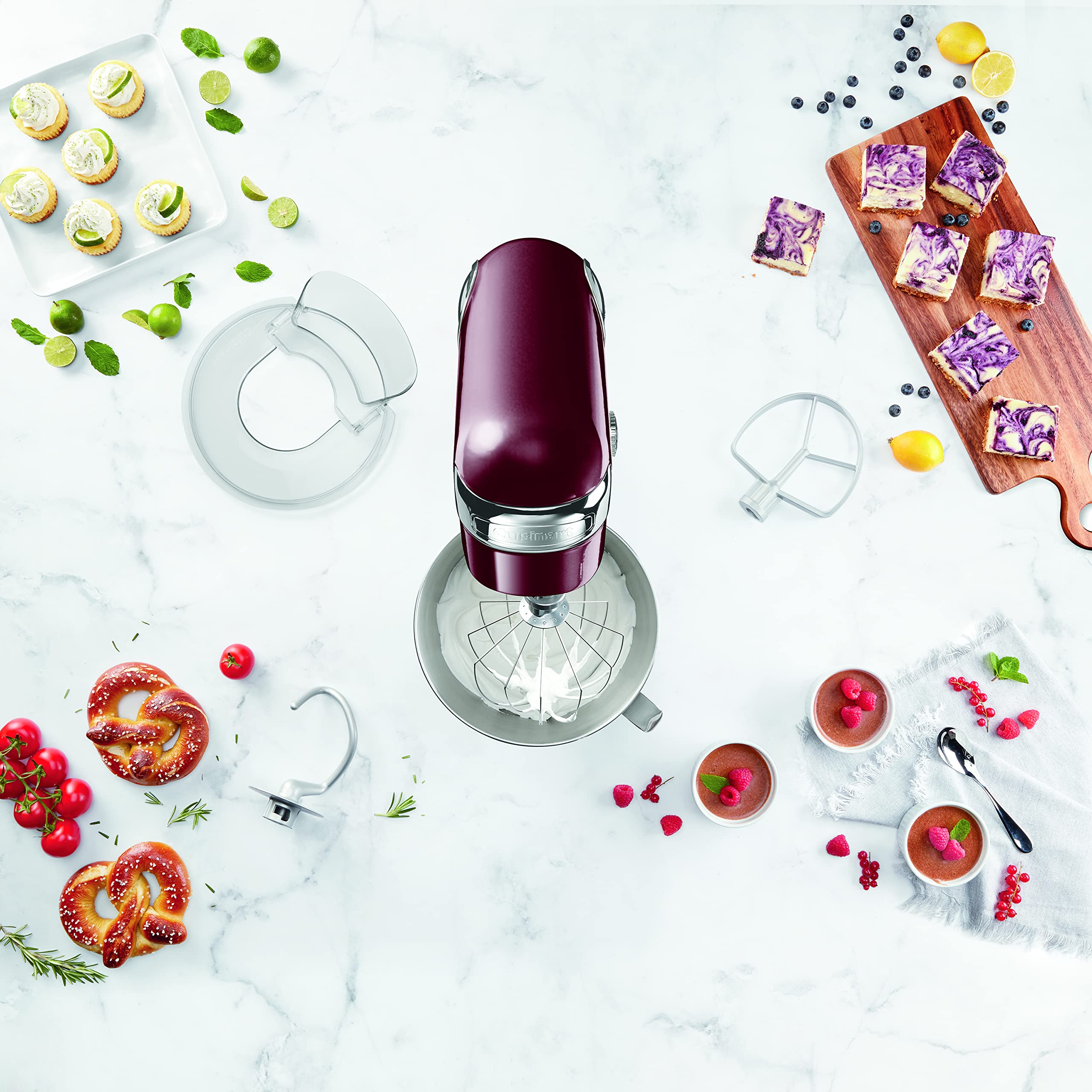 Cuisinart Mezcladora: accesorios incluidos como batidor, pala y gancho para masas.