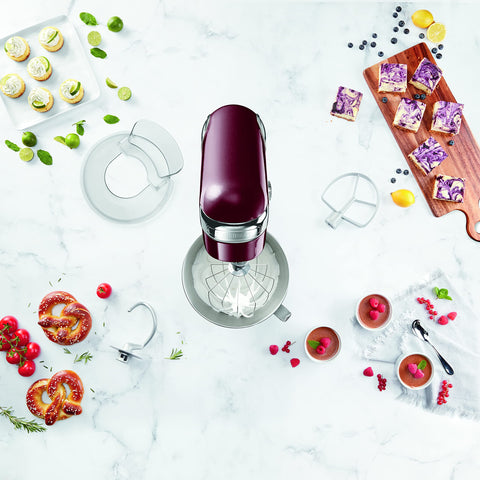 Cuisinart Mezcladora: accesorios incluidos como batidor, pala y gancho para masas.