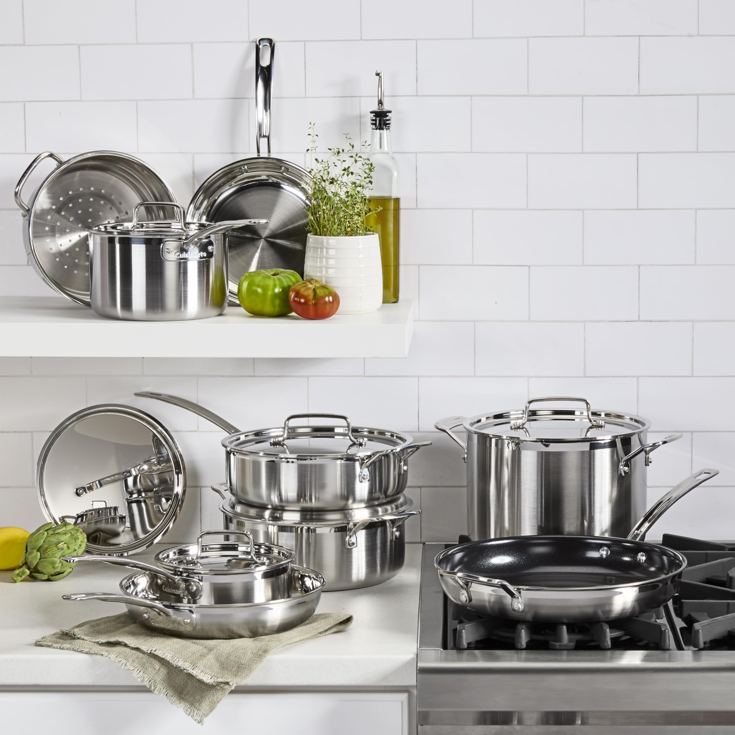 Sartén de 12 pulgadas con asa auxiliar, Cuisinart Multiclad Pro, cocción uniforme.