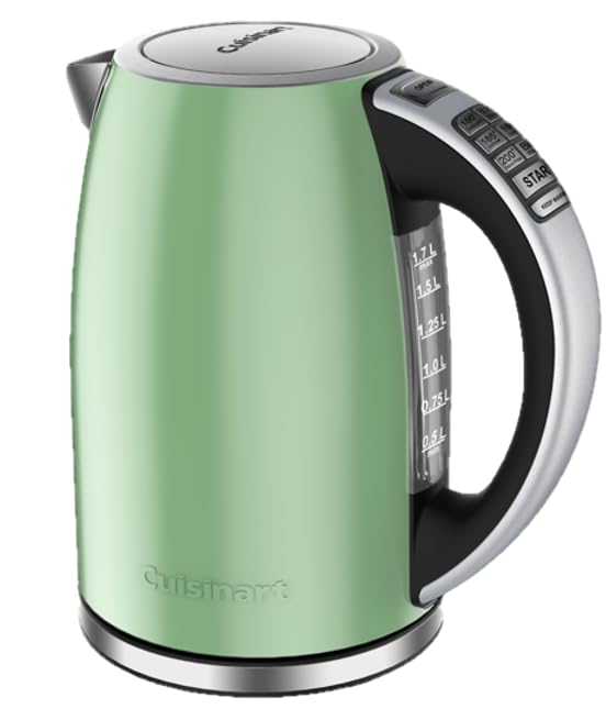Hervidor eléctrico Cuisinart PerfecTemp de 1,7 L en pistacho; hervir té y café rápidamente.