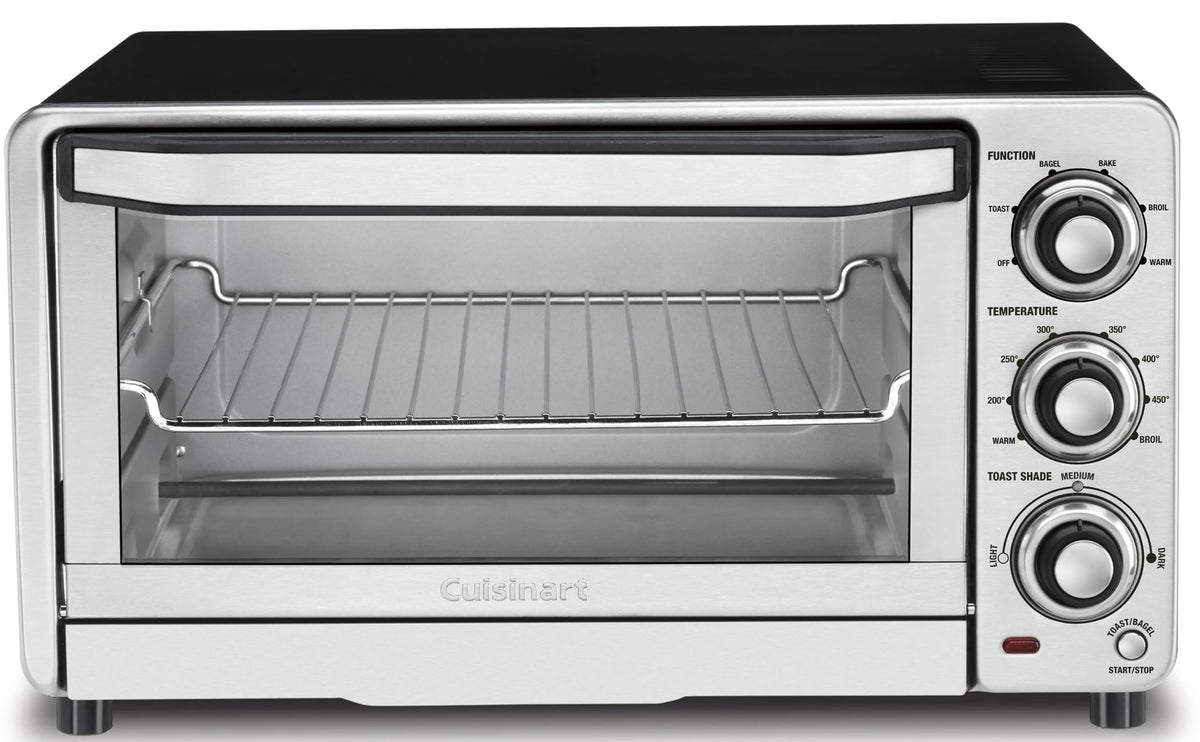 Cuisinart Horno tostador con broiler ofrece funciones múltiples para cocinar rápido.