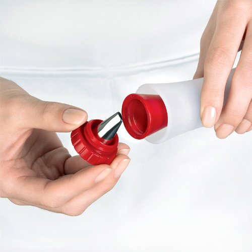 Cuisipro bolígrafo decorativo deluxe, boquilla para líneas gruesas para mayor impacto.