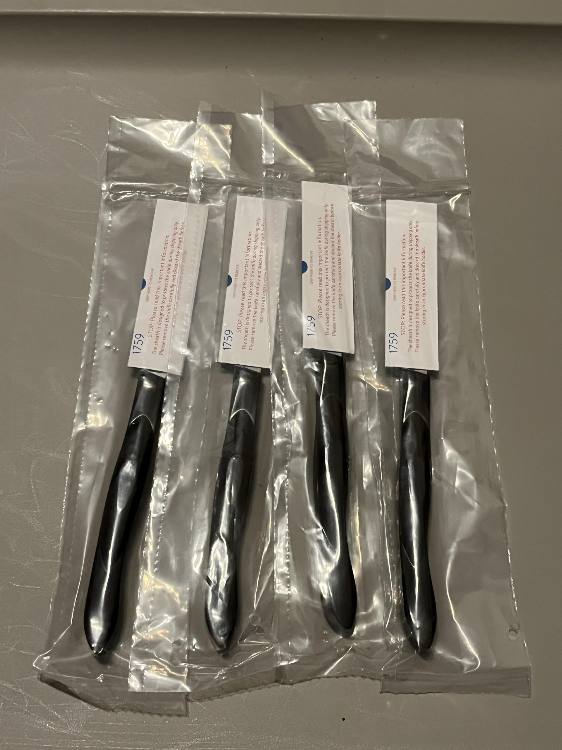 Cuchillo Cutco Classic con mango ergonómico para un manejo cómodo