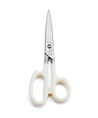 Cutco Model 77 con manijas blancas perladas, corte preciso para tareas diarias.