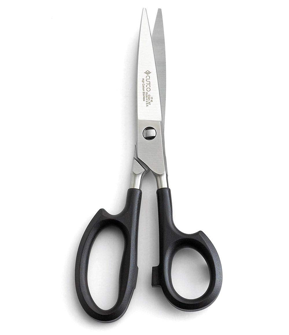 Cutco Modelo 77 Tijeras 2.0: apertura desmontable para limpieza rápida y conveniente.