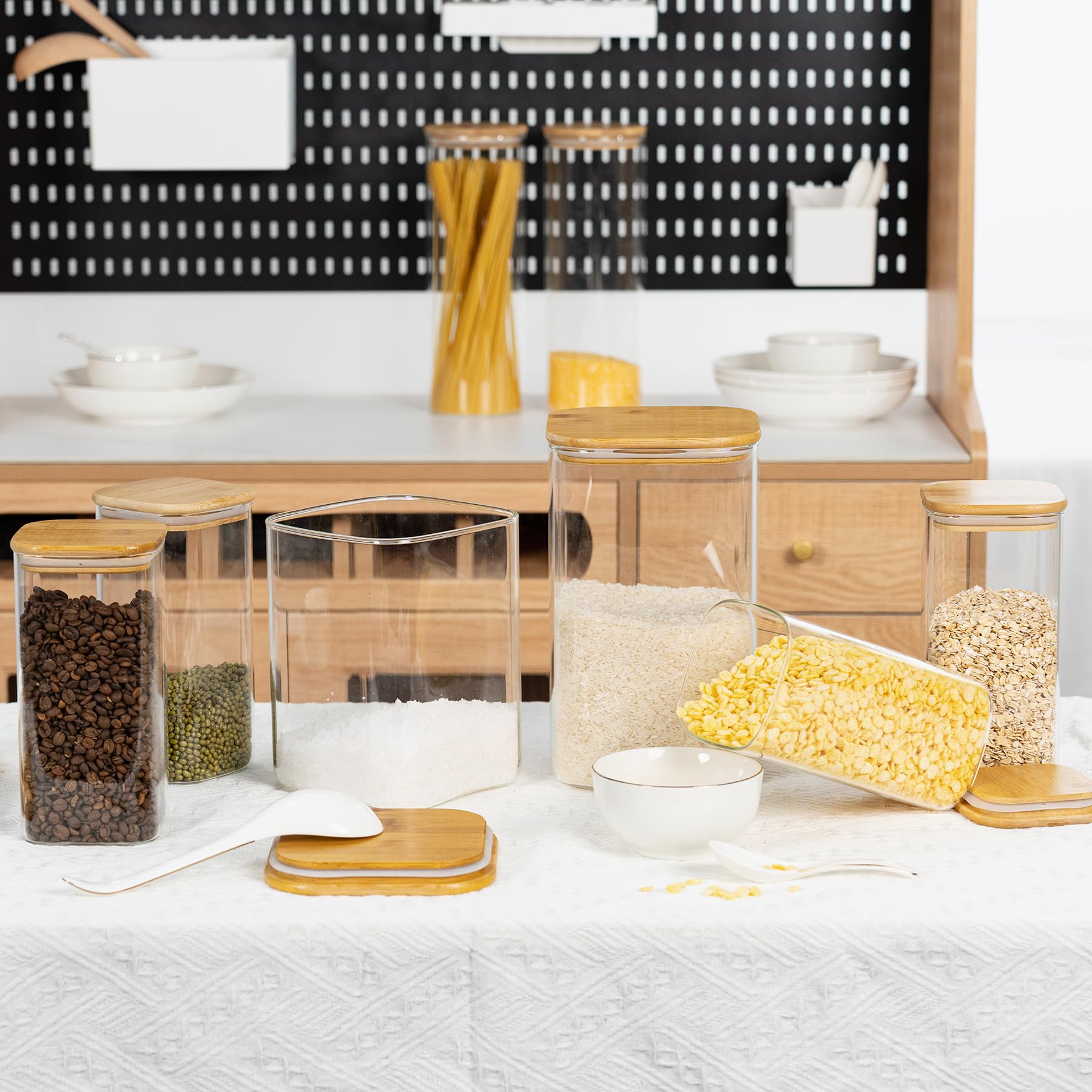 D2scrma uso multifuncional para almacenar alimentos y otros artículos.