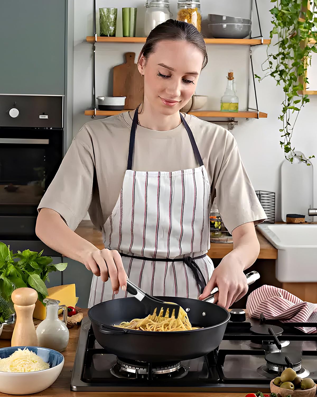Limpieza fácil con DaiRen Kitchen: apto para lavar a mano o lavavajillas.
