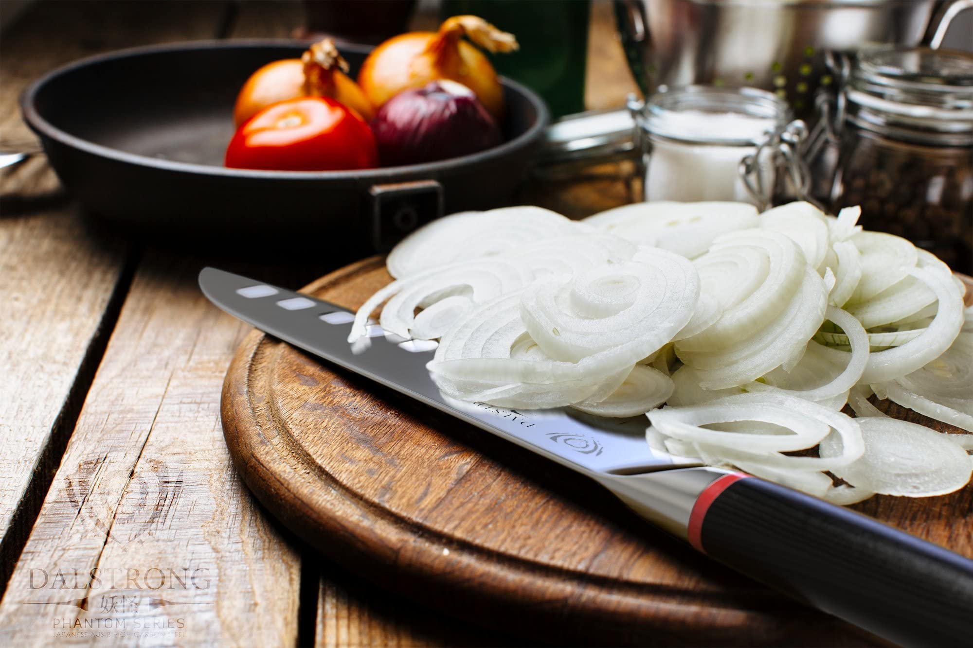 Dalstrong Santoku Phantom: funda incluida para almacenamiento seguro.