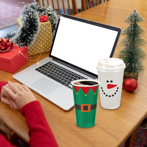 La taza Dandat navidad 16oz con tapa es útil para eventos festivos.