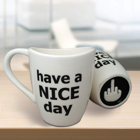 Taza Decodyne capacidad 14 oz, ideal para café, té o cacao.