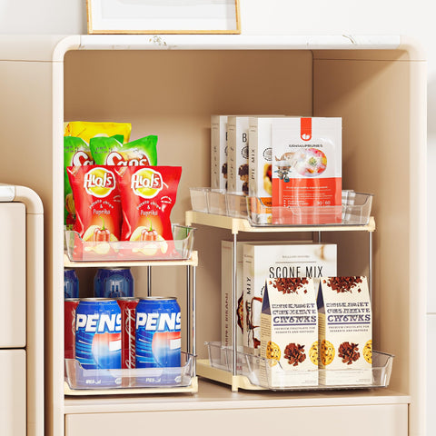 Delamu estantes apilables permiten ahorro de espacio en despensa.